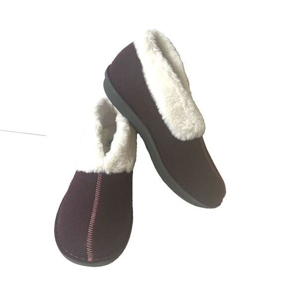Clarks Cloudsteppers Womens 11 M Outdoor/Indoor Burgundy Slippers Comfort Casual - Picture 2 of 12